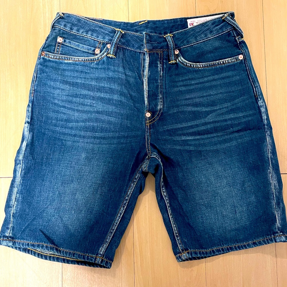 Evisu Denim Shorts size 31 NWOT - Picture 2 of 6